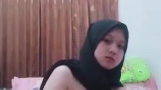 Bokep Indo Abg Jilbab Hitam Remas Toket
