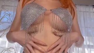 Amouranth’s Sensual Bikini Strip Leaked Video
